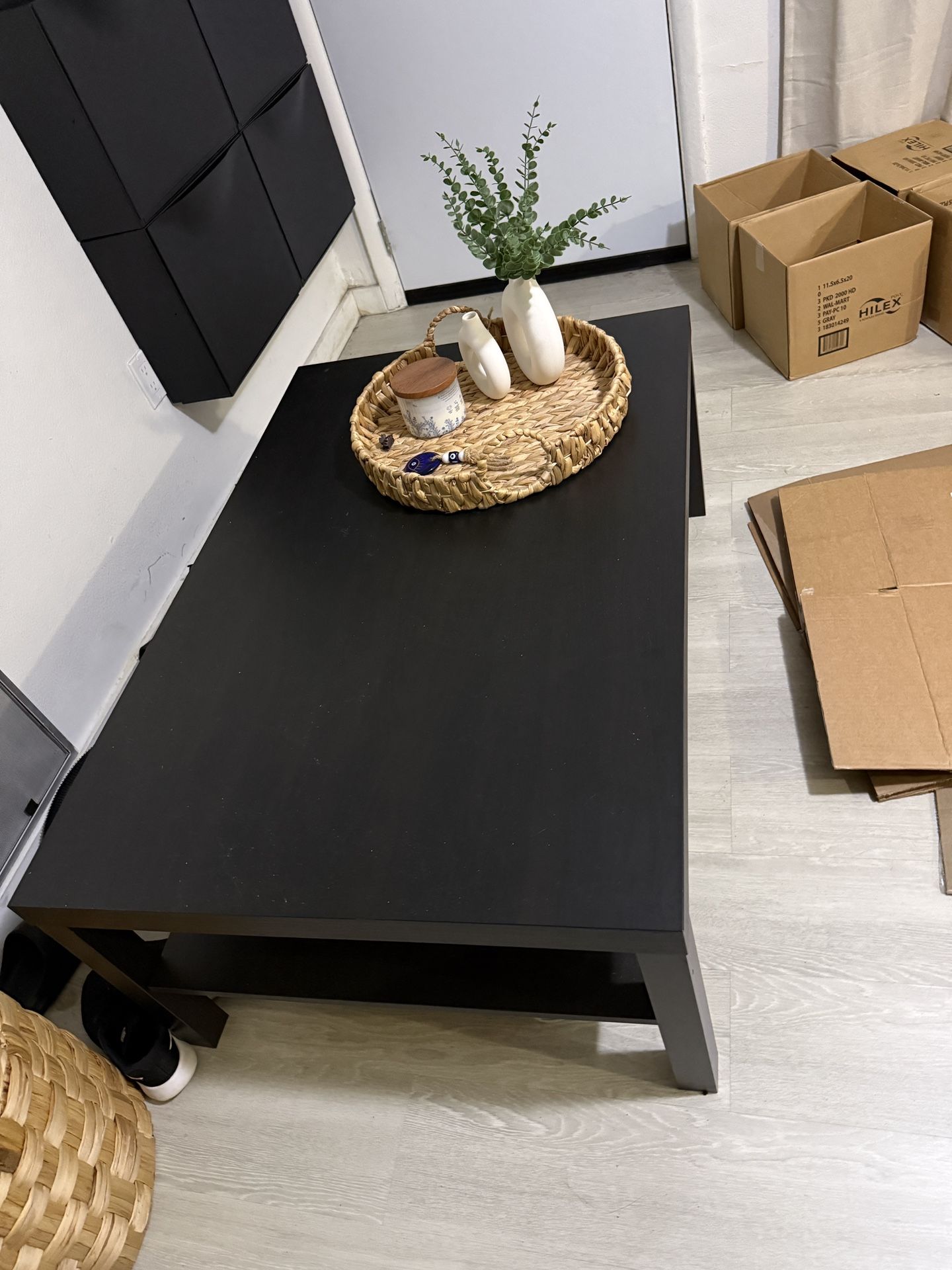 Coffee table/ center Table