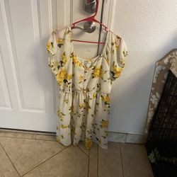 Women's Yellow Dress Size L