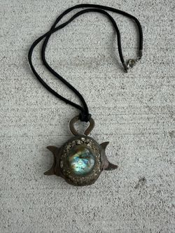 Vintage Artisan Copper Labradorite Pendant Necklace Handmade Triple Moon Celestial