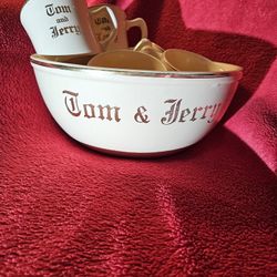 PUNCH BOWL SET. TOM &JERRY