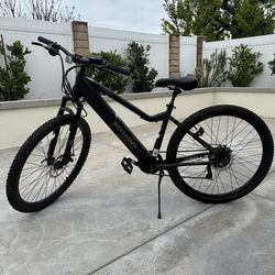 Schwinn Electric Ridgewood 29” E-Mountain Bike – Like New (Ridden ~10x)