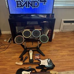 Rock band 4 Set for PS5 & PS4 w/ 2 Fender guitars, Drums, RB4 game, Microphone, Tested Restored