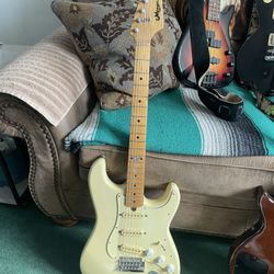 Vintage Japan Guitar 