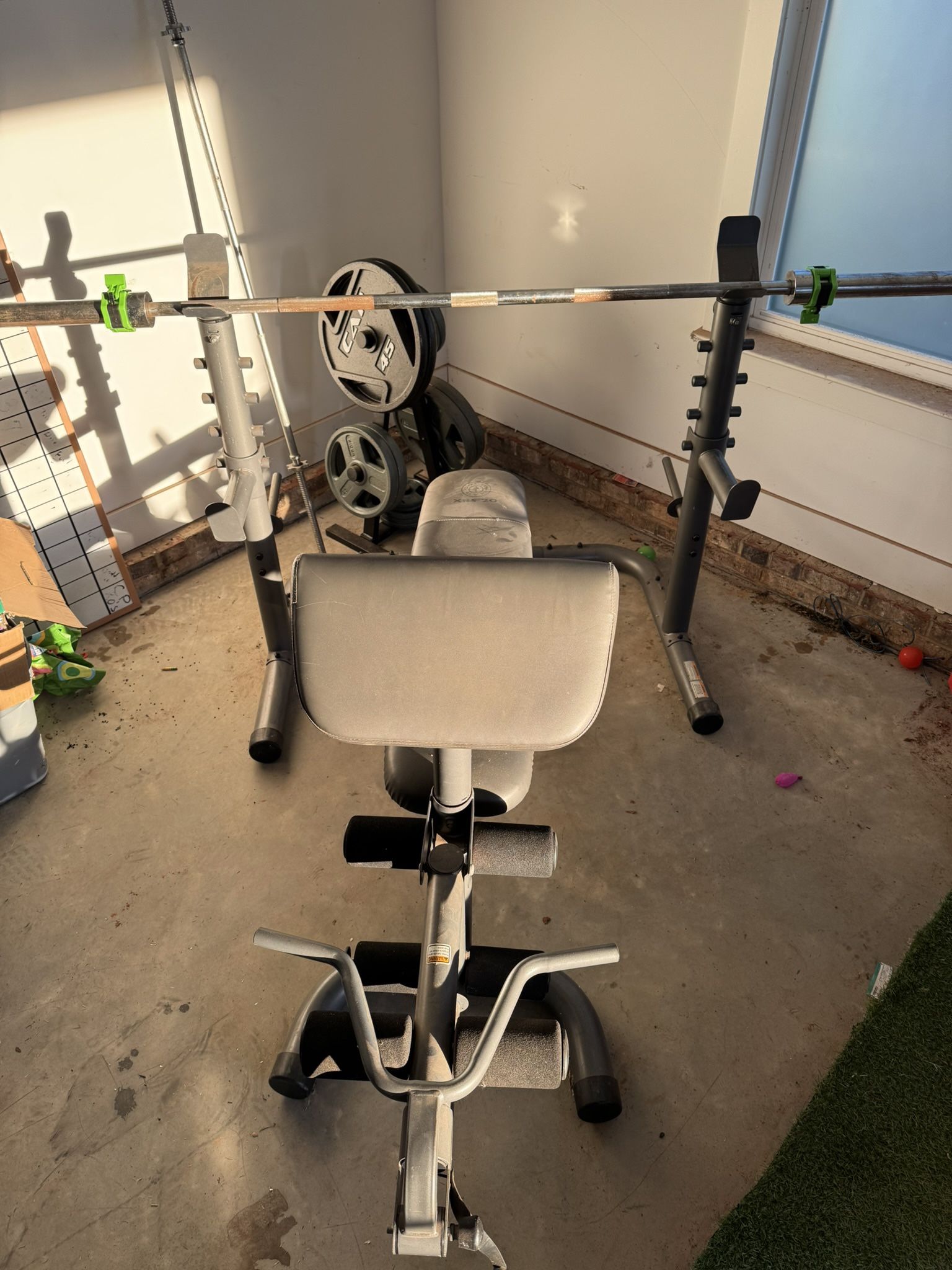 Weight Bench and weights