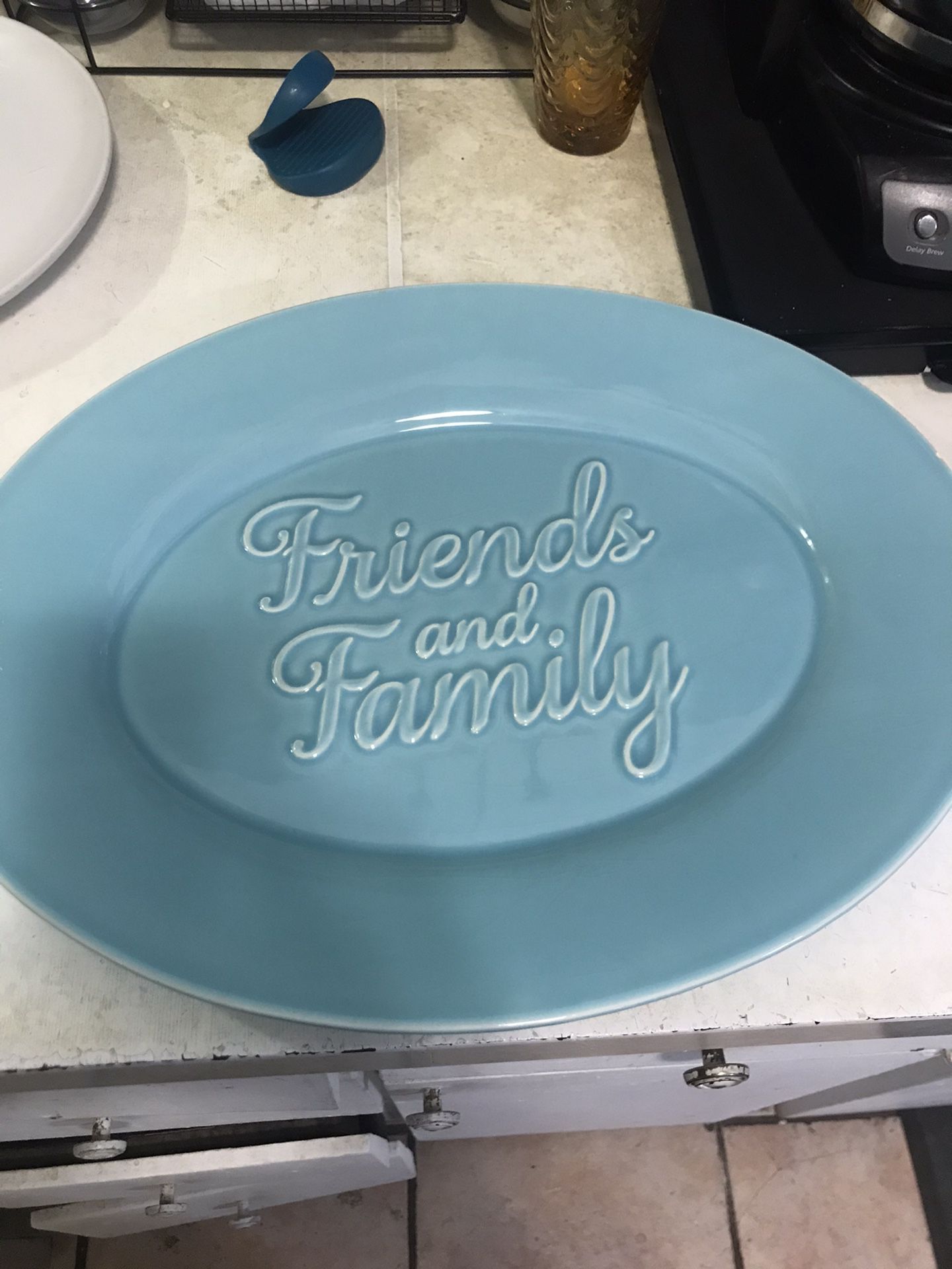 Decorative plate “Friends and Family”