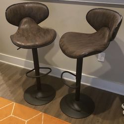 Retro Brown Swivel Bar Stools