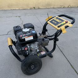 DEWALT 3400 PSI 2.5 GPM PressuReady Cold Water Gas Pressure Washer