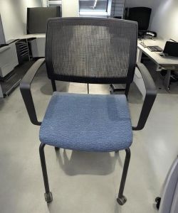 SitOnIt Seating Focus Guest Chairs with Casters – Floor Model – From $200 📦 Florida