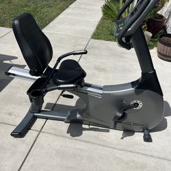 Recumbent bike for sale great condition !