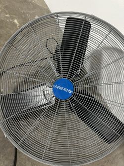 Global industrial 30” Fan
