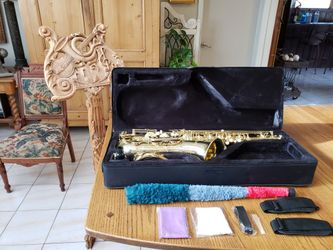 Selmer Tenor Saxophone - New