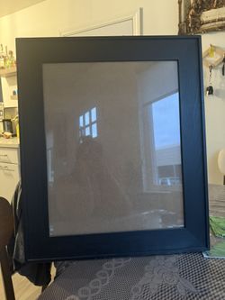 Picture Frames (x6)