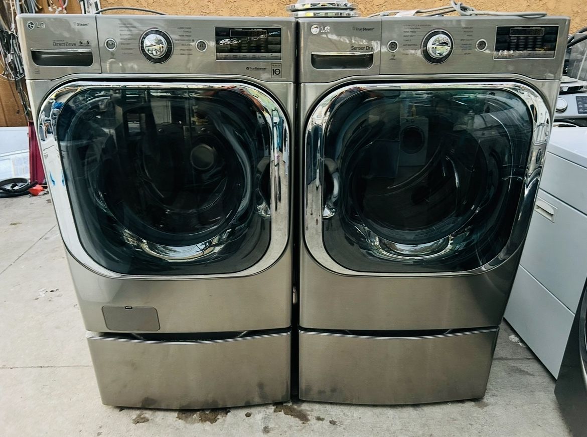 LG. WASHER 5.6cubic. And Gas DRYER