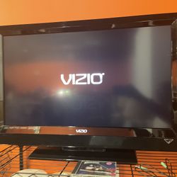 28” VIZIO HDTV