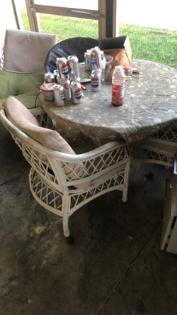 Outside Table And  Chairs For Sale 