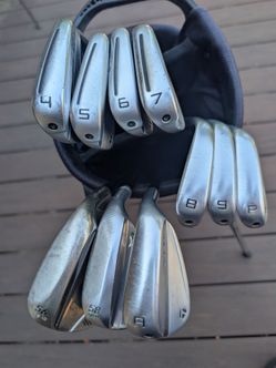 Taylormade P790 Right-Handed 7pc Iron set steel stiff flex  + wedge 56 and 58
