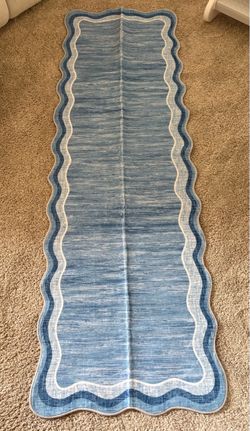 Beautiful 😍 Runner Area Rug 2’ x 6’