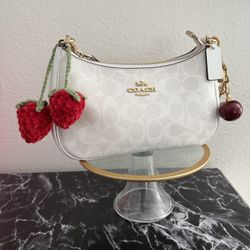 Crochet Strawberry Charms 