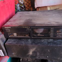 Pioneer pd-m400 6 disk cd  changer