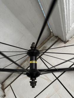 Barely used Mavic front wheel