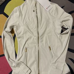 Cream Gold zipper Lululemon define jacket