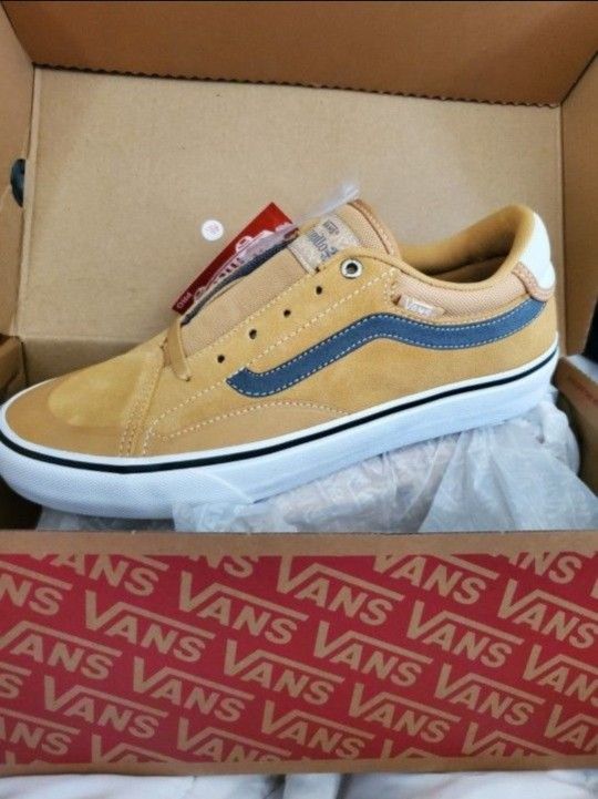 Vans Tennis shoes for men (TNT Advanced Prot)