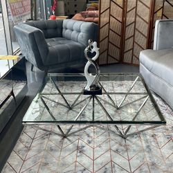 FLOOR SAMPLE COFFEE TABLE STAINLESS STEAL 41x41x12