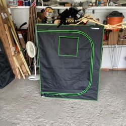 Grow Tent