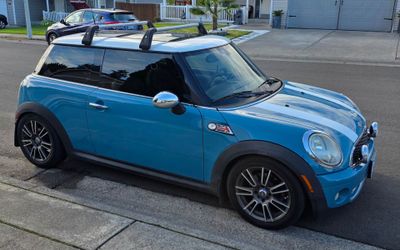 FOR SALE: 2008 Mini Cooper Hardtop (Base 1.6L) – Automatic