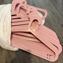 Pink Plastic Hangers – Bundle 