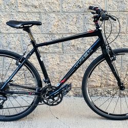 Trek Hybrid Gravel Road Bike w Carbon Front Fork - Like New
-
Beautiful bike!

