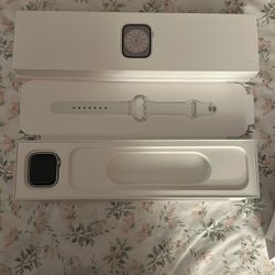Apple Watch Series 8