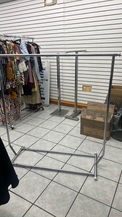 Clothes rack