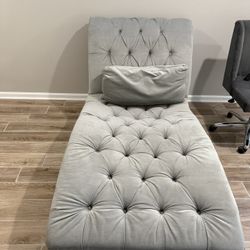 Lounge Couch/chair