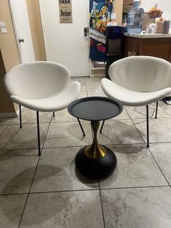 2 Dining Chairs With Modern Round Side Table 