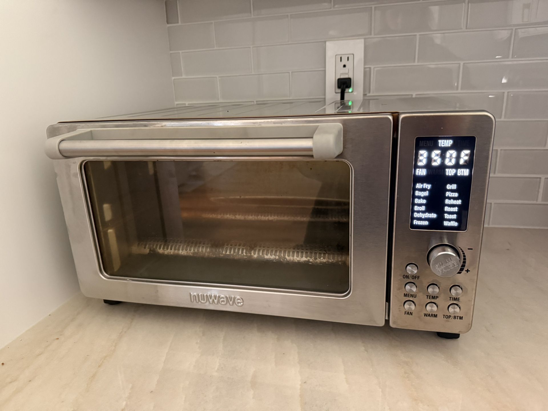 Nuwave Bravo Air Fryer Toaster Smart Oven, 10-in-1 Countertop Convection, 1800 Watts, 21-Qt Capacity, 50°-450°F Temp Controls, Top and Bottom Heater