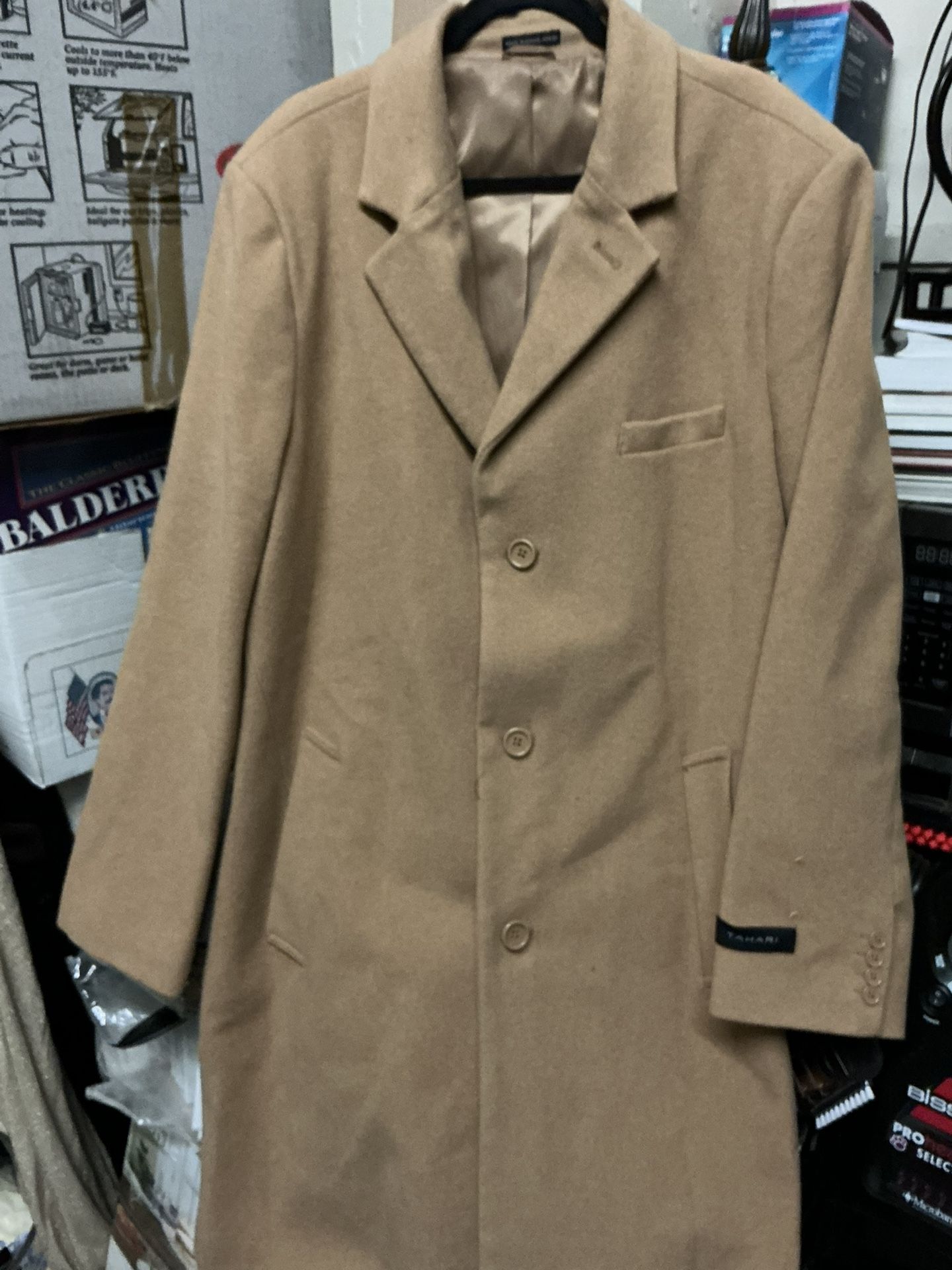 Men’s TAHIRA COAT/ Size 48R/ Pick Up Only/ First Come
