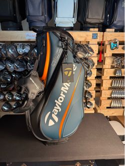 TaylorMade golf bag