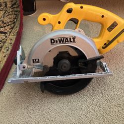 DeWalt Cordless 6 And 1/2 Inches Circular Saw 