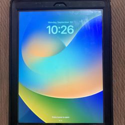 Apple iPad 5th Generation 128GB Unlocked Like New!