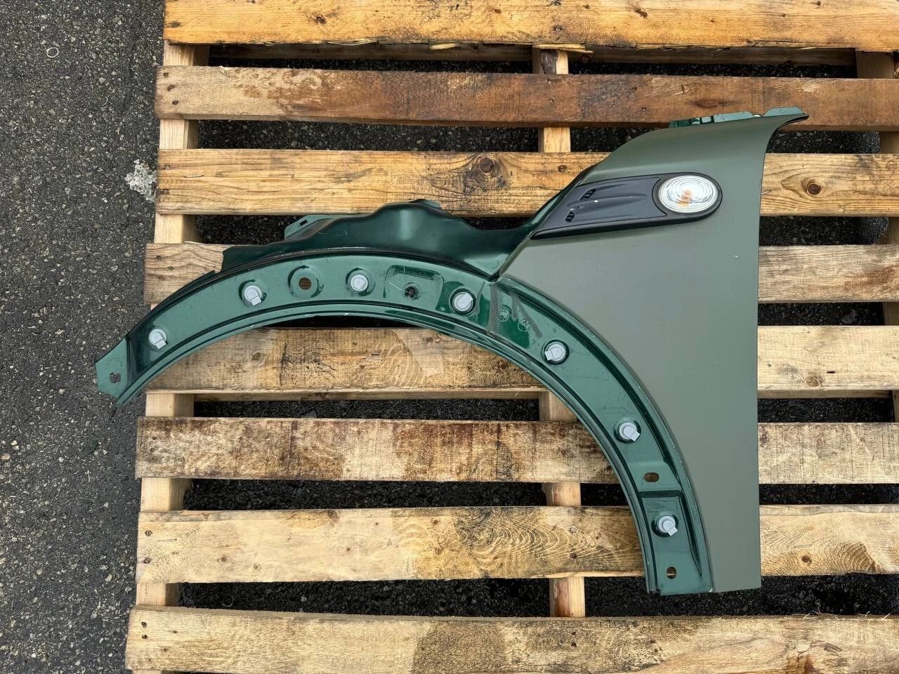 2007-14 Mini Cooper JCW FRONT LEFT FENDER SHELL COVER PANEL OEM GREEN