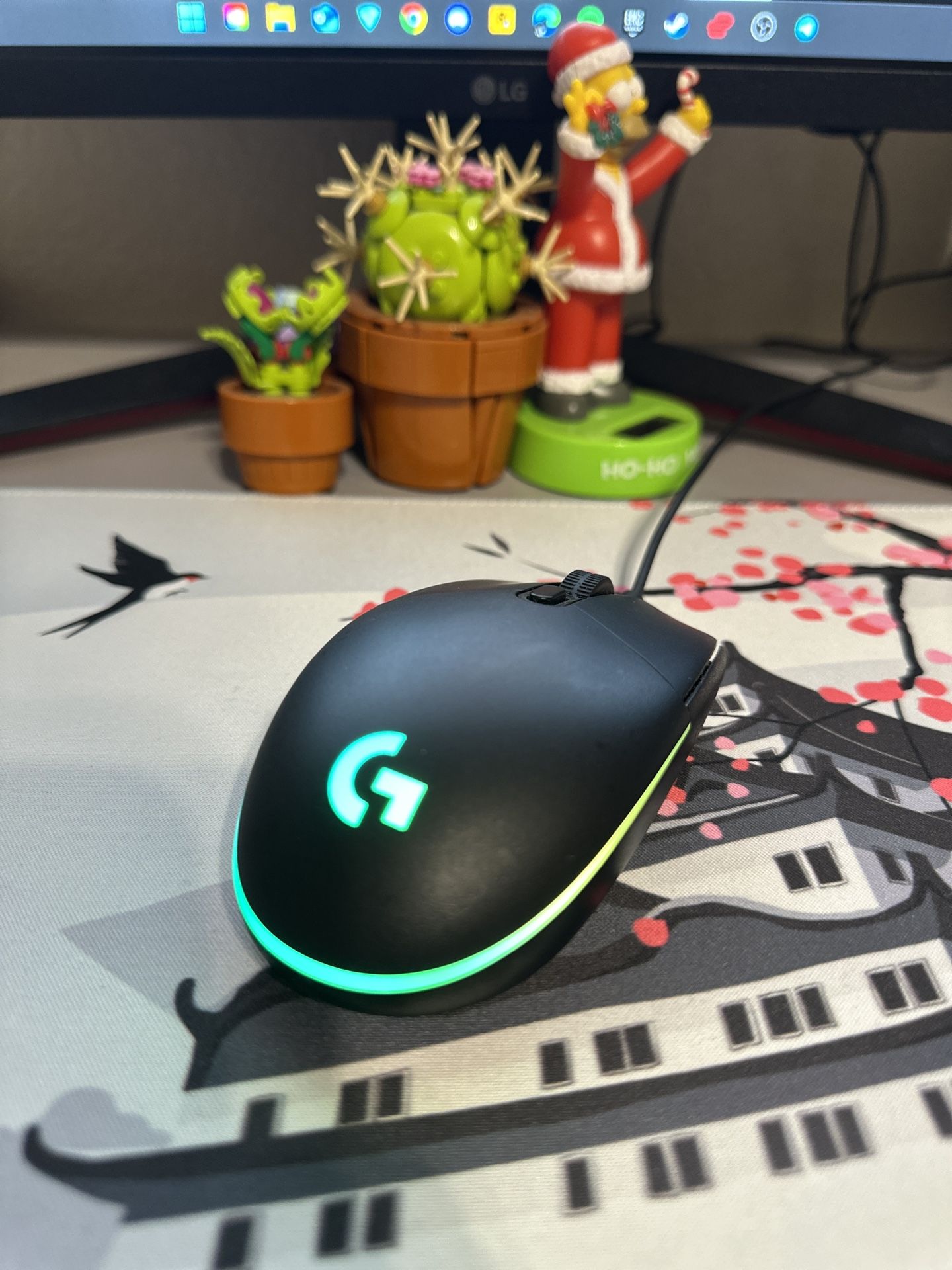 Logitech G203
