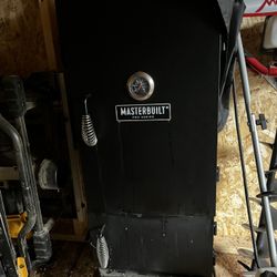 Masterbuilt Smoker 