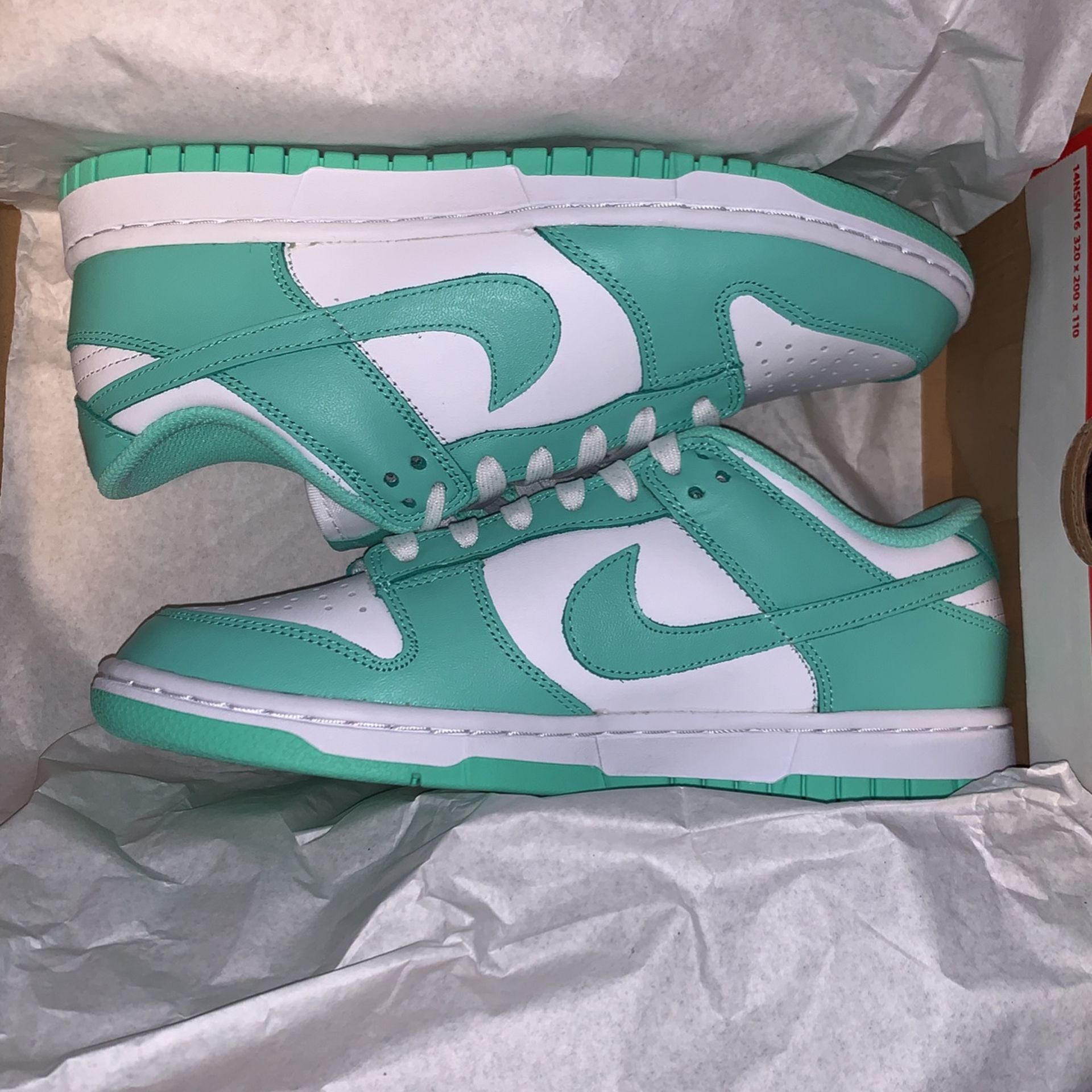 Nike Dunk Low Green Glow for Sale in Flat Rock, NC - OfferUp