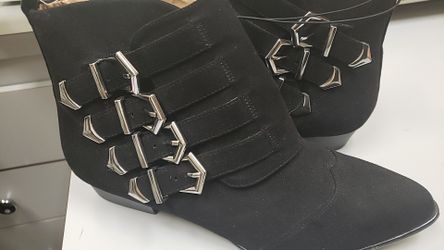 Black Booties/ ankle shoes