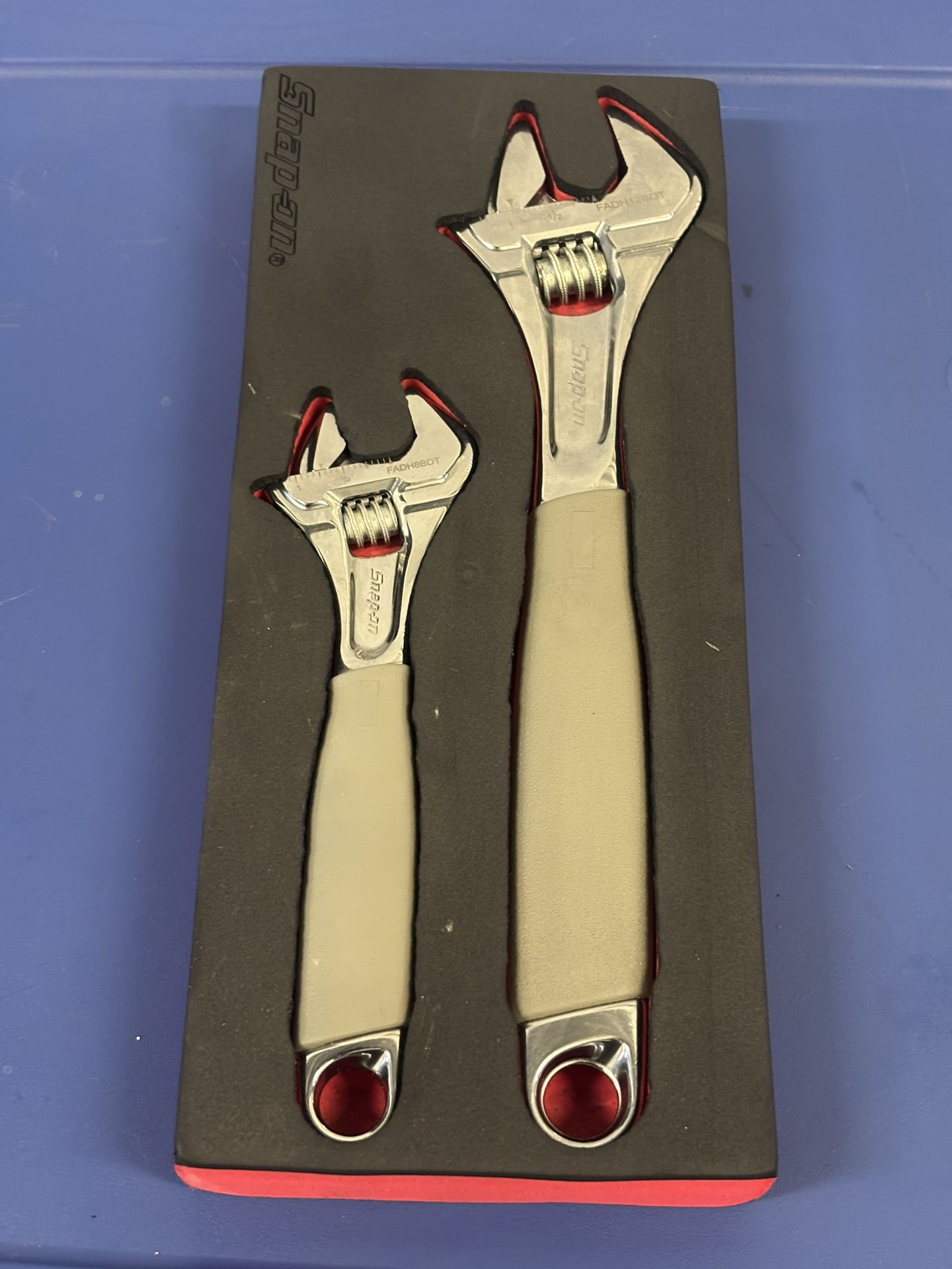 Snap-on Tools 2 pc Flank DriveĀ® Plus Adjustable Wrench Set (8 and 12")