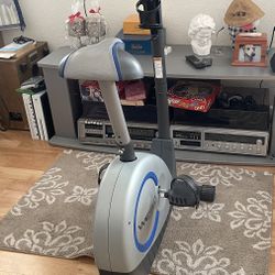 Weslo Pursuit U30 Upright   Bike