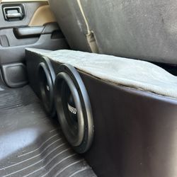 2015-2018 Subwoofer box