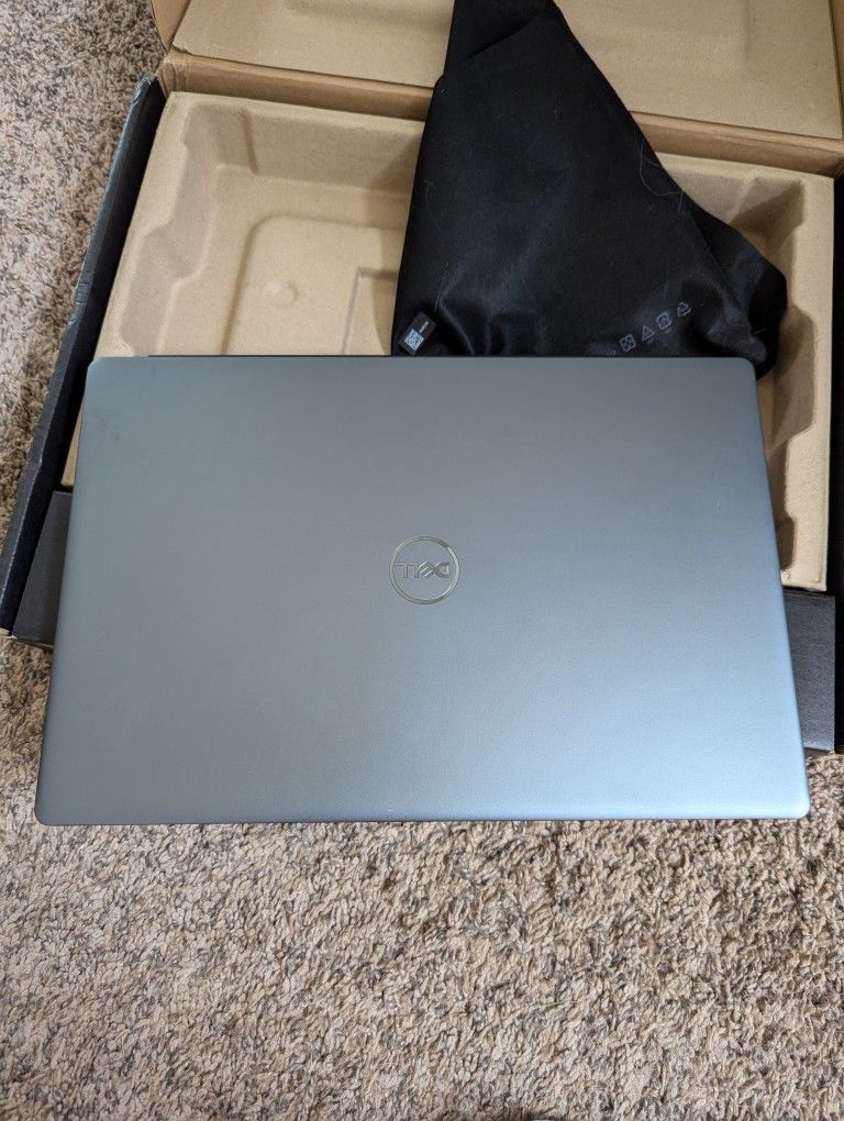 Used DELL Vostro 7590 Laptop w/ Windows Inc 15.6 Inch