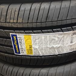 245/45/20 Goodyear Eagle Touring 